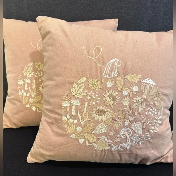 2 Cream Pumpkin / Floral Linen Embroidered Pillows 15” - Picture 1 of 8